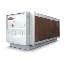 High efficiency air cooled chiller with evaporative free-cooling