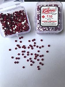 kum kum box (kalpana bindi Deep Red Round Sticker kumkum Size - 00 To 6 (Pack of 12))