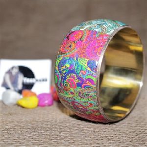 woman wide colorful rexine printed bangle
