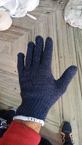 Blue knitted gloves