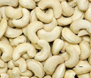 W210 Organic Cashew Nuts