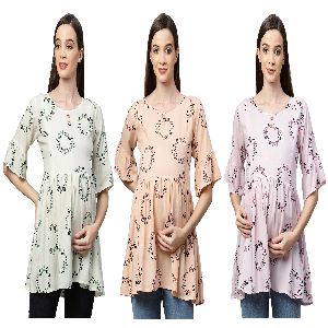 MomToBe Women's Rayon Floral Printed Maternity/Feeding Top
