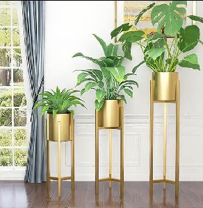 SET OF 3 PLANTERS GOLD