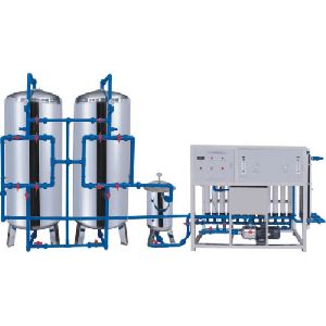 Fully Automatic 200-500 Litre RO Filtration Plant