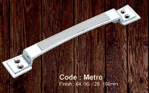 Metro Exclusive Cabinet Handle