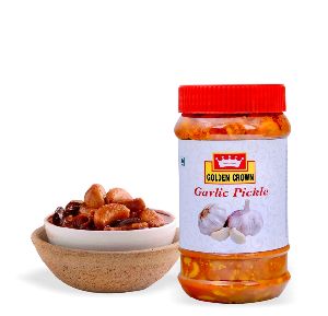 Golden Crown Garlic Pickle