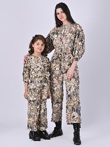 Mother and Daughter Love for Water Lilys Jumpsuit