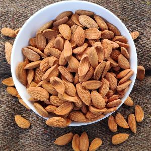 Kashmiri Mamra almonds