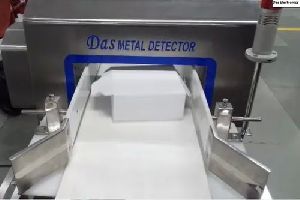 Cake Metal Detector