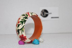 floral printed wooden bangle