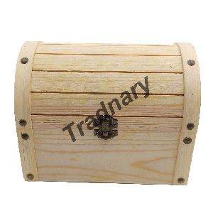 pine wood treasure box
