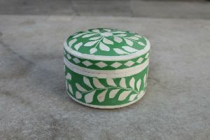 mini green round bone inlay ring box