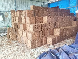 Low EC coco peat 5 kg blocks