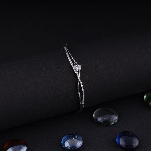Heart Shape Solitaire Diamond Bracelet