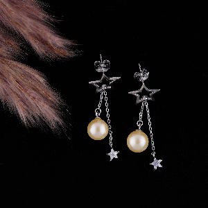 Pearl With Star Diamond Earring