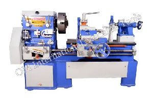 Center Conventional Lathe Machine