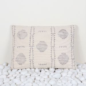 IK-823 Decorative Pillow