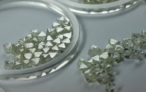 Dazzling Rough Diamond Pieces in Best Price
