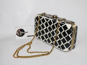 Black &amp;amp; White Resin Clutch bag Jewelry Clutches From Tradnary