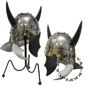 Medieval Costume Armor Viking Warrior Helmet With Horns