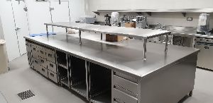 restaurant kitchen equipments