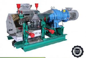 S.S. ROLLER SUGARCANE CRUSHER WITH PLANETARY GEAR BOX AND MOTOR