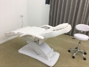 spa chair and beds