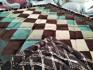 Crown Quilt Cover