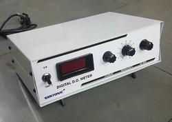 Digital pH Meter With Manual Temperature Compensation