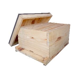 langstroth beehive box