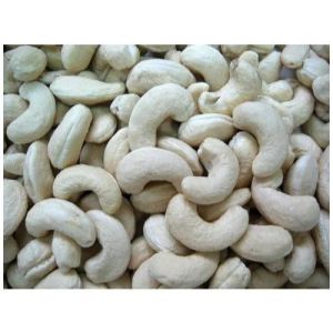 Scorched Wholes 210 Cashew nuts