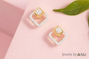 Diamond Stud Earrings / 14K Gold Diamond Prong Setting Earrings / Diamond Studs / Genuine Diamond