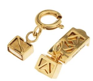 Self-Locking Rectangle Magnetic Clasp