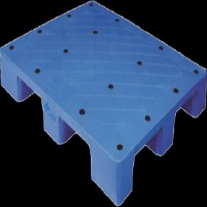 INJECTION MOLDED PLASTIC PALLET