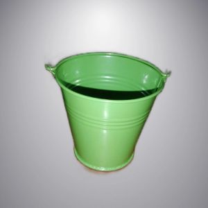assorted color mini metal bucket