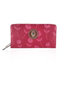 Perfect4U Good Quality Clutch. Q8M3C