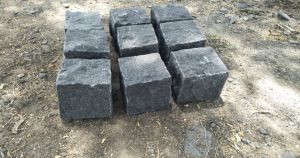 Black handcutting granite cobblestone