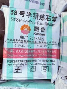 Daqing Kunlun Semi Refined Paraffin Wax 58-60 Green Strips