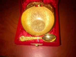 gold plated apple shaped bowl spoon set