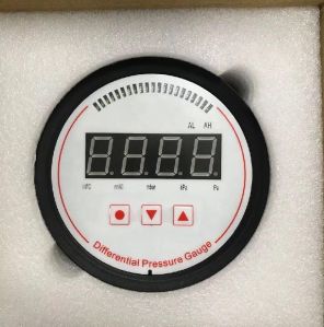 GEMTECH Digital Differential Pressure Gauge, For Pharmaceutical Industries