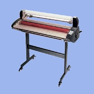 Roll to Roll Lamination Machine