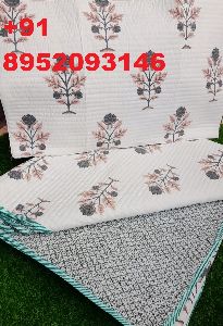 Double Bed Printed Bed Spread 90X100