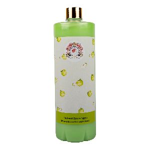 Indrani green apple shampoo with conditioner