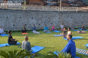 Yoga Meditation Tour