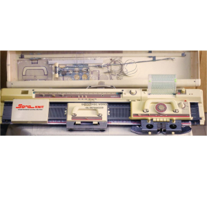 Hand Driven Cardomatic KH-891  Knitting Machine