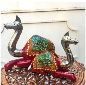 Sitting Camel Showpiece