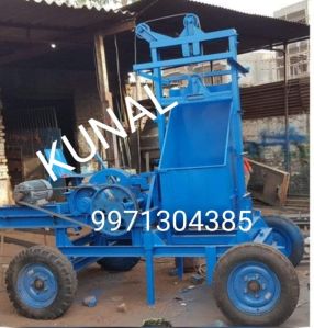 Two Pole Material Lifting Machine