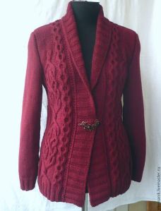Ladies Red Woolen Sweater