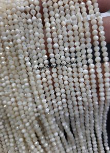 White Pearl Beads at Rs 450 / Pack in Thane
