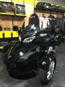 2016 Can-Am Spyder RT SE6 Motorcycle in Black